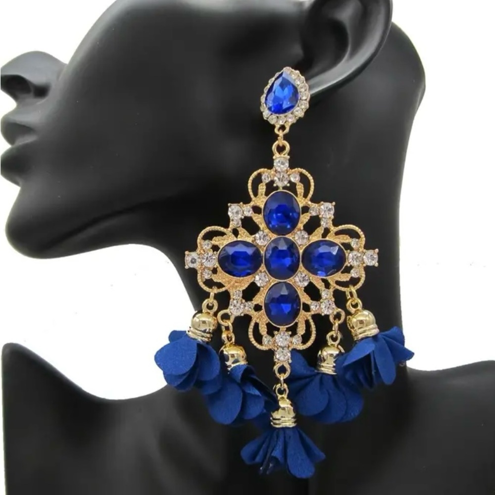 Royal Blue Chic Chandelier Dangle Earrings 22k Gold Plated Sparkling Flower